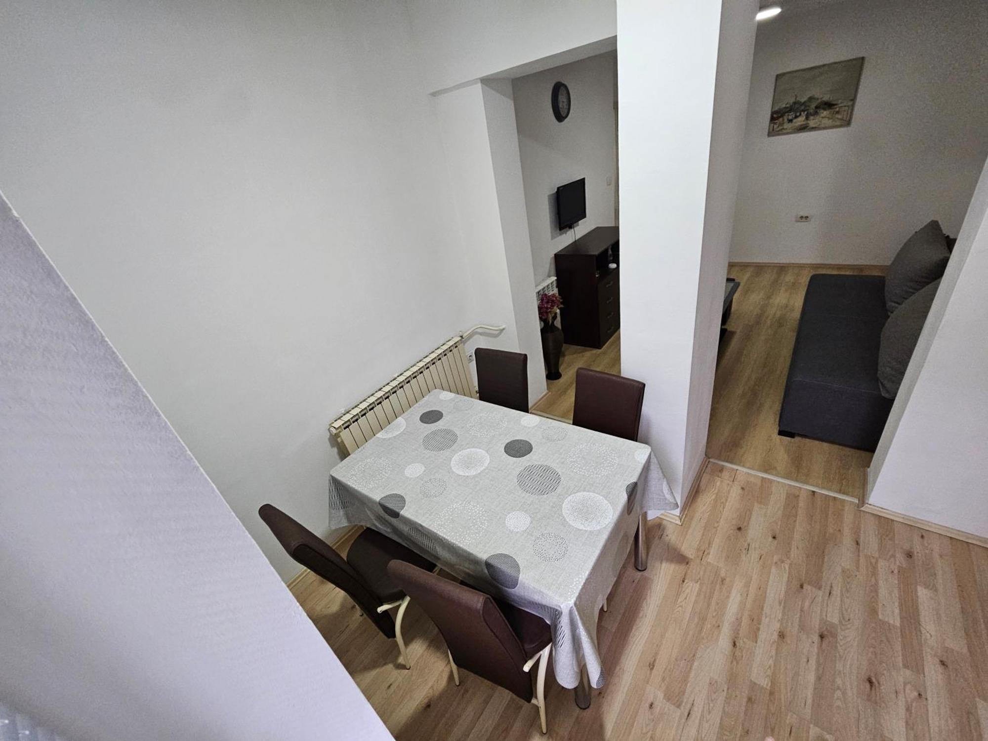 Avtokomanda Skopje Luaran gambar